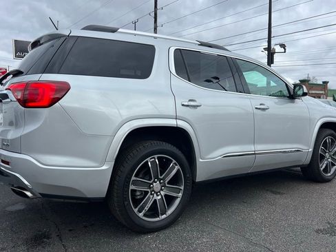 Used 2019 GMC Acadia Denali w/ Technology Package image 8