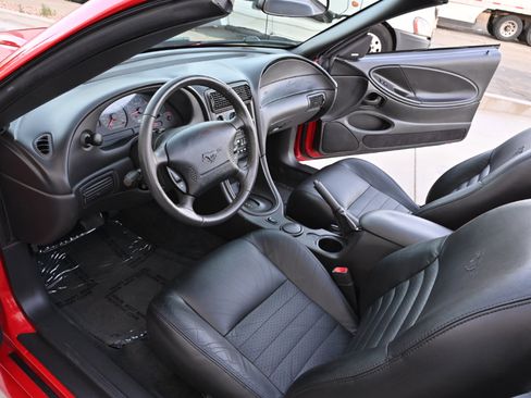 Used 2002 Ford Mustang GT Premium image 16