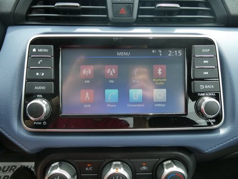 Used 2024 Nissan Versa SV w/ Trunk Package FWD image 27