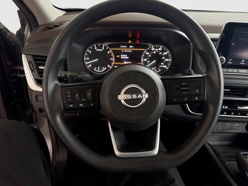 Used 2023 Nissan Rogue SV AWD/4WD image 18