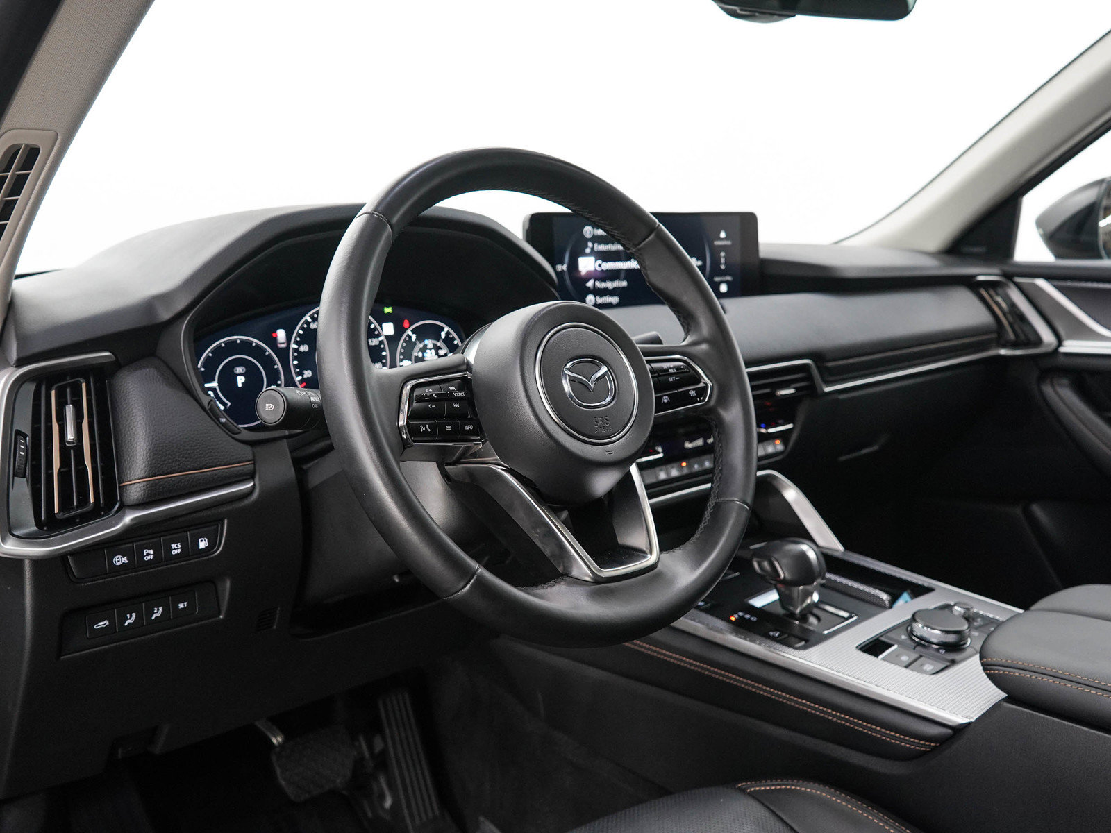 Certified 2025 MAZDA CX-70 Plug-In Hybrid w/ Premium Pkg AWD/4WD image 25