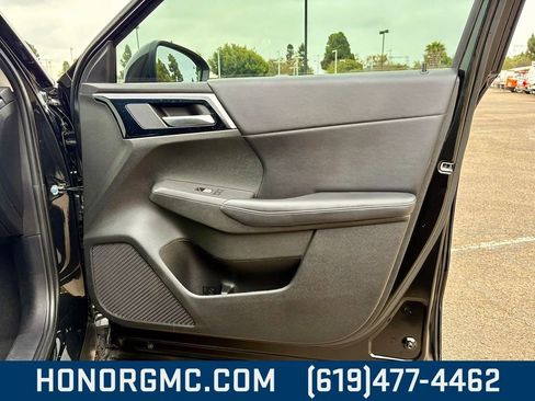 Used 2022 Mitsubishi Outlander SE image 24