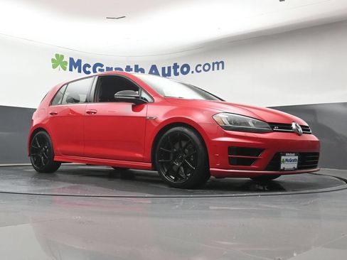 Used 2017 Volkswagen Golf R 4-Door AWD/4WD image 26