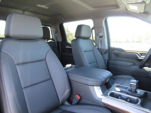 New 2025 Chevrolet Silverado 1500 LT Trail Boss w/ Convenience Package II image 13