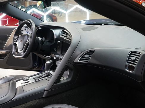 Used 2016 Chevrolet Corvette Stingray Coupe w/ Carbon Flash Badge Package image 50