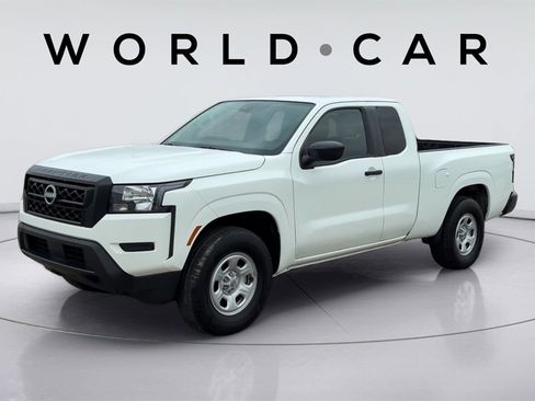 Used 2024 Nissan Frontier S w/ S Utility Package image 3