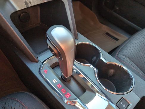 Used 2013 GMC Terrain SLE image 22