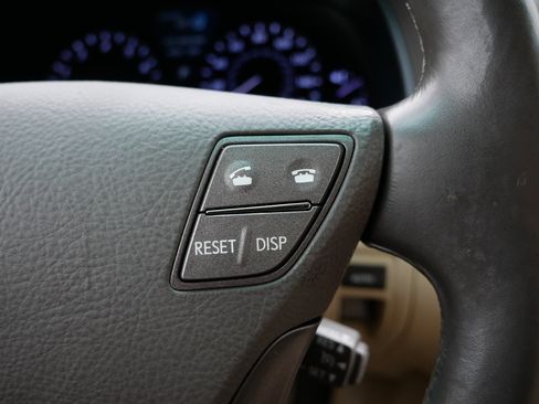 Used 2012 Lexus LS 460 AWD w/ Comfort Pkg image 30