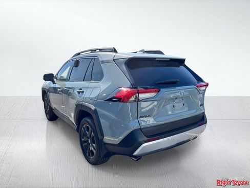 Used 2023 Toyota RAV4 Adventure w/ Convenience Package AWD/4WD image 3