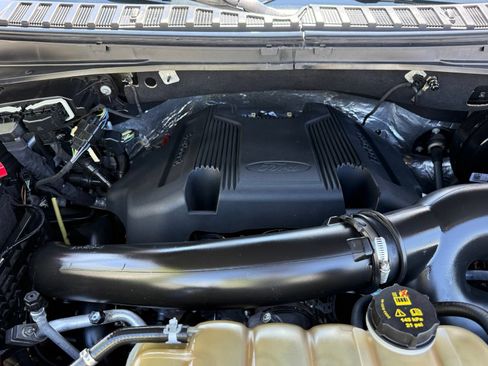 Used 2019 Ford Expedition Platinum RWD image 42