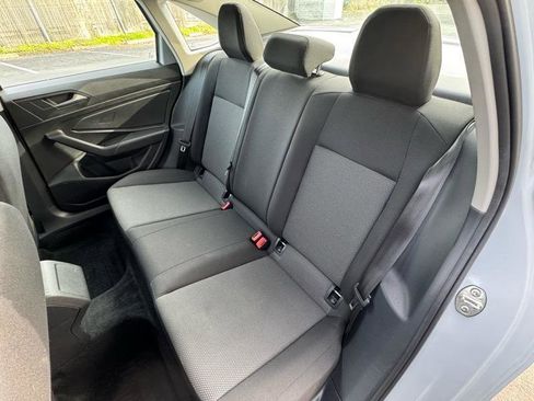 Used 2019 Volkswagen Jetta S w/ Driver Assistance Package image 9