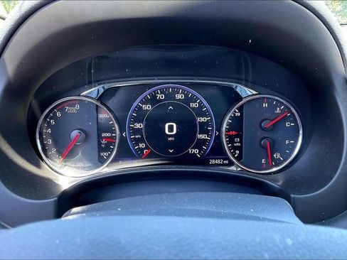 Used 2024 GMC Terrain Denali w/ Denali Premium Package AWD/4WD image 10