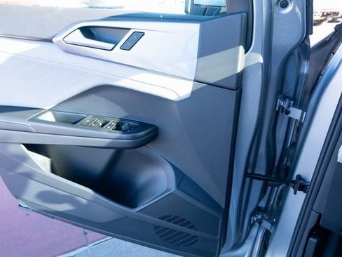 New 2026 Volkswagen Taos SEL AWD/4WD image 25