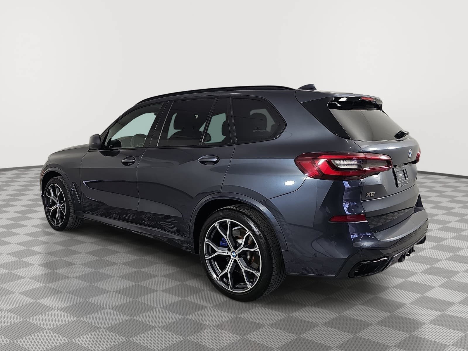Used 2020 BMW X5 M50i w/ Executive Package AWD/4WD image 6