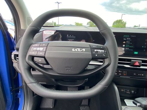 New 2026 Kia Sportage EX image 16