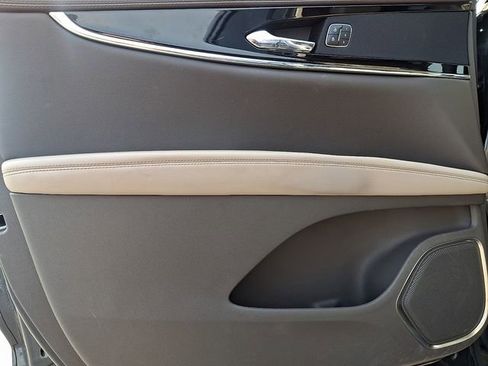 Certified 2023 Lincoln Nautilus AWD w/ Premium Package image 12