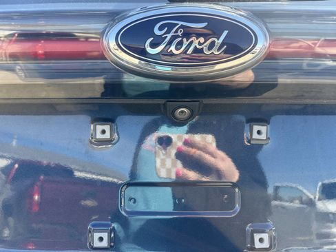 Used 2017 Ford Edge SEL w/ Cargo Accessory Package image 10