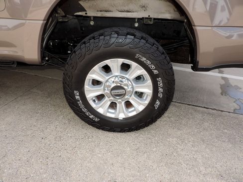 Used 2022 Ford F250 XL w/ STX Appearance Package AWD/4WD image 9