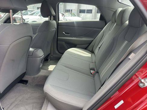 Certified 2024 Hyundai Elantra SEL FWD image 14