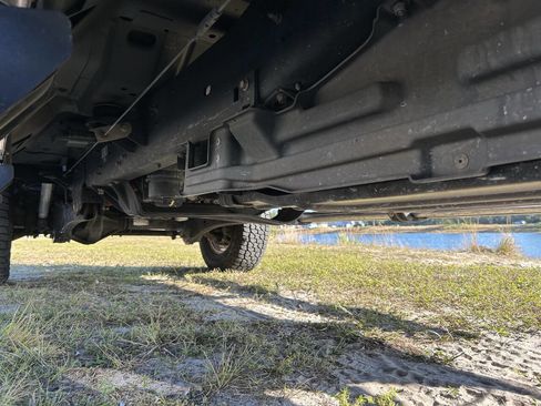 Used 2016 Ford F250 Lariat w/ Lariat Interior Package image 32