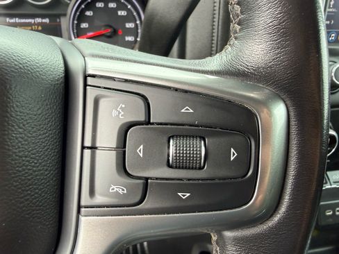Used 2022 Chevrolet Silverado 3500 LT w/ Convenience Package AWD/4WD image 22