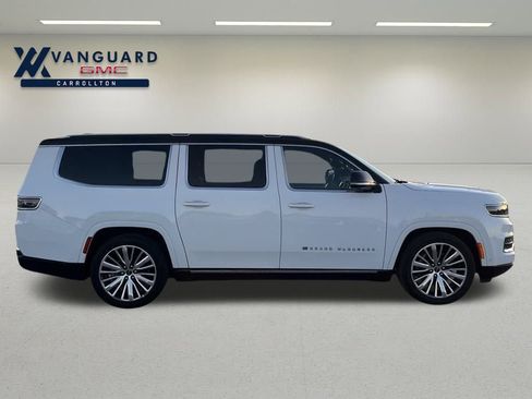 Used 2024 Jeep Grand Wagoneer L Series III image 10