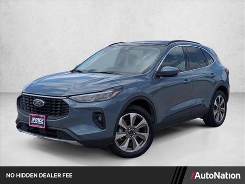 Used 2025 Ford Escape Platinum AWD/4WD image 1