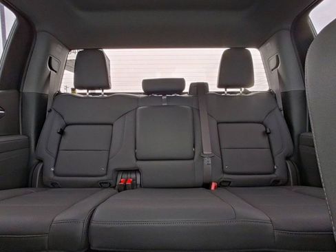 New 2026 GMC Sierra 1500 SLT w/ SLT Premium Package AWD/4WD image 35