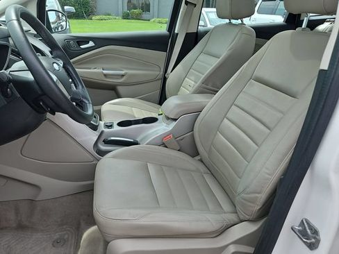 Used 2014 Ford C-MAX Energi SEL w/ Equipment Group 302A FWD image 27