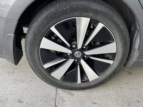 Used 2022 Nissan Altima 2.5 SV FWD image 13