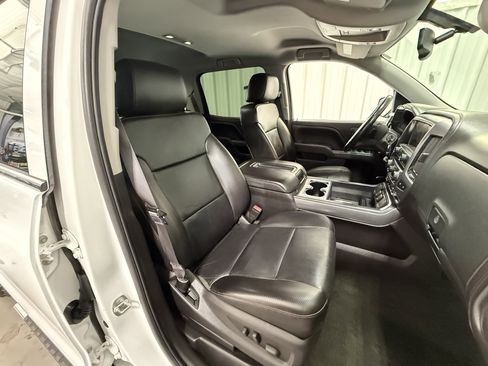 Used 2014 GMC Sierra 1500 SLT w/ All-Terrain Package image 9