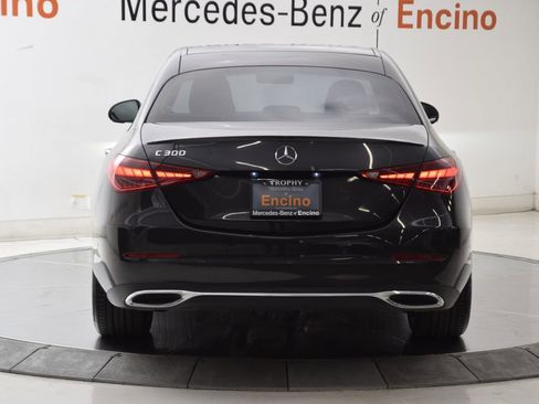 Used 2023 Mercedes-Benz C 300 Sedan image 5