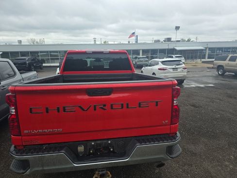 Used 2024 Chevrolet Silverado 2500 LT AWD/4WD image 7