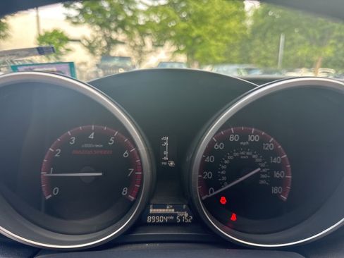 Used 2013 MAZDA MAZDA3 Touring FWD image 2
