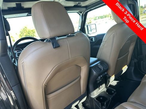 Used 2021 Jeep Gladiator Overland w/ Popular Equipment Package image 21