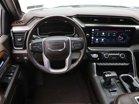 Used 2022 GMC Sierra 1500 Denali w/ Denali Reserve Package AWD/4WD image 19