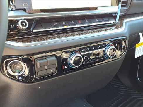 New 2026 GMC Sierra 1500 SLE w/ X31 Off-Road Package image 15