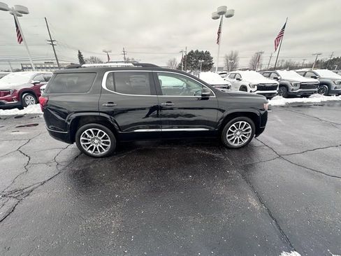 Certified 2023 GMC Acadia Denali w/ Denali Ultimate Package image 6