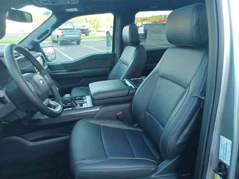 New 2025 Ford F150 Lariat w/ Equipment Group 502A High image 15