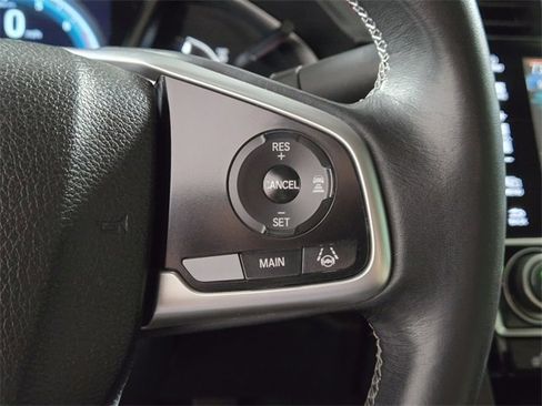 Used 2016 Honda Civic Touring image 33