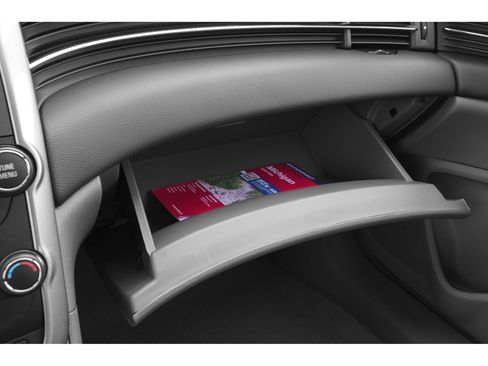 Used 2015 Chevrolet Malibu LT FWD image 10
