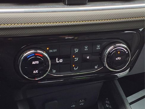 Used 2026 Chevrolet TrailBlazer ACTIV w/ Convenience Package FWD image 12
