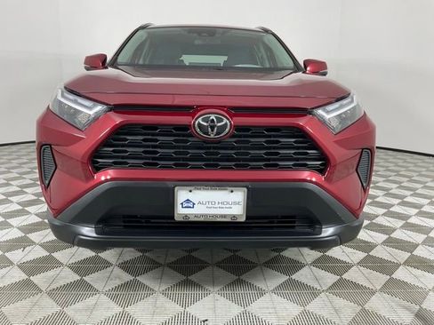Used 2025 Toyota RAV4 XLE w/ Convenience Package FWD image 14