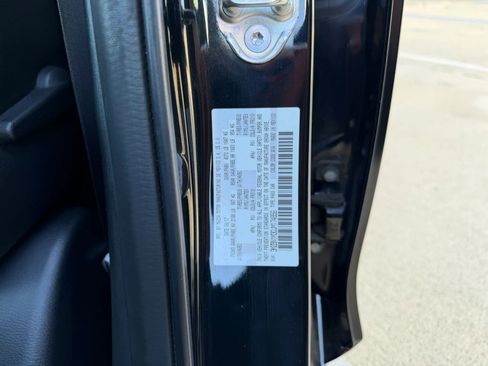 Used 2018 MAZDA MAZDA3 Grand Touring FWD image 32