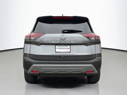 Used 2022 Nissan Rogue SV AWD/4WD image 16