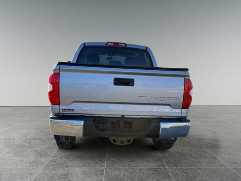 Used 2015 Toyota Tundra SR5 w/ SR5 Upgrade Package image 4