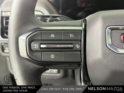 Used 2025 GMC Yukon AT4 w/ AT4 Premium Plus Package AWD/4WD image 23