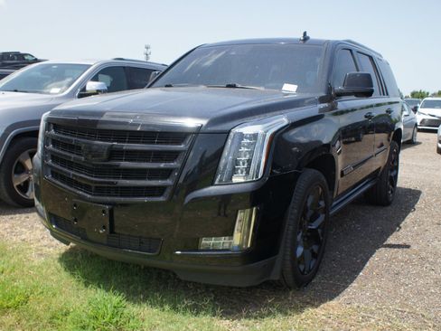 Used 2016 Cadillac Escalade Premium AWD/4WD image 1