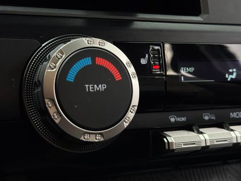 Certified 2024 Toyota Tacoma SR5 image 32