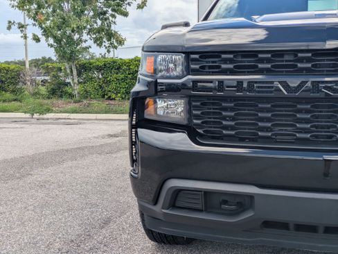 Used 2021 Chevrolet Silverado 1500 Custom w/ Rally Edition RWD image 10